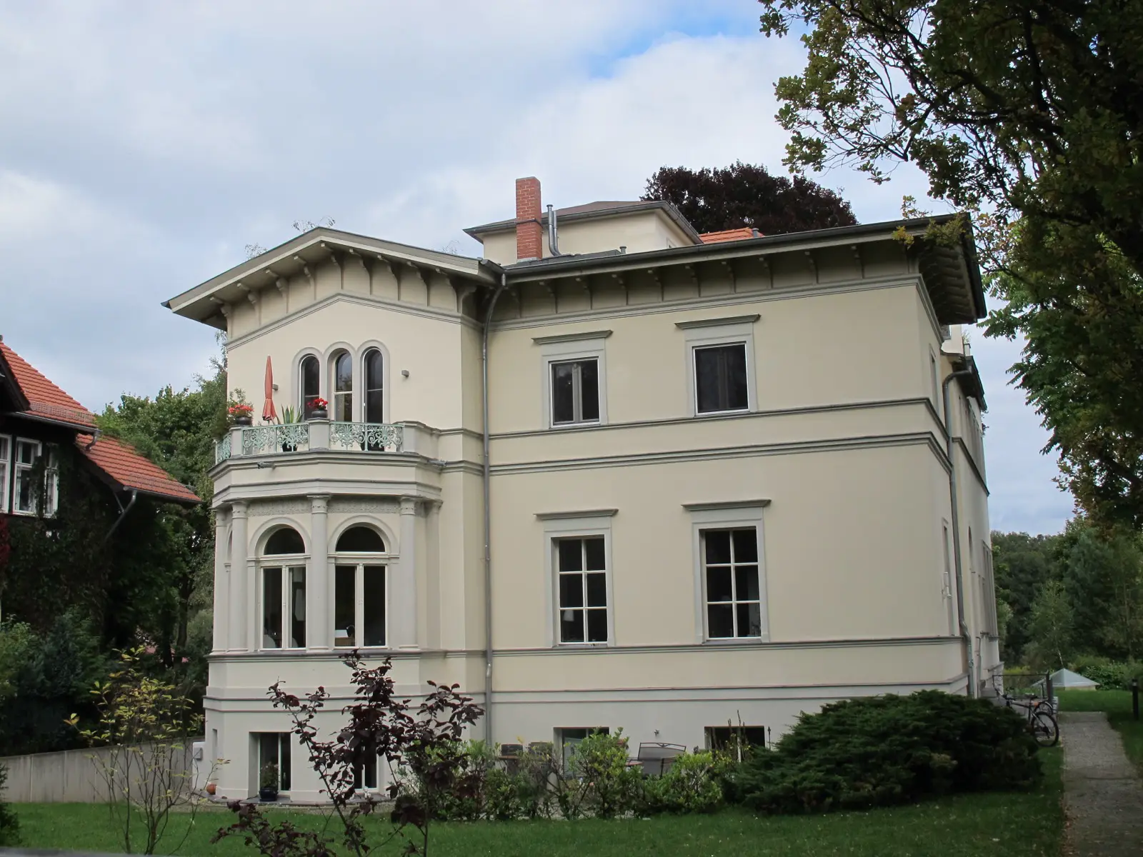 Villa Stern in der Karl-Marx-Straße 3 in Potsdam-Babelsberg